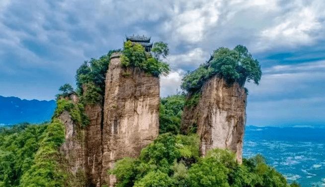 （蒙古记忆）川西北名山——窦圌山，雄踞于风景秀丽的江油